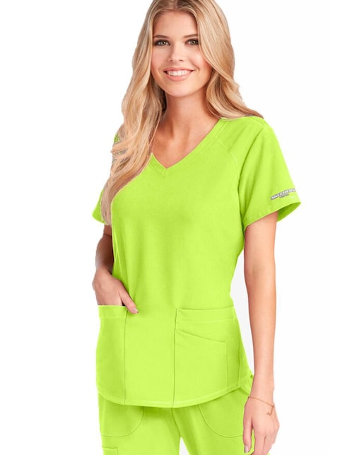 Uniforme Skechers estilo regular para mujer