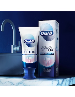 Pasta dental Oral B Detox 75 ml