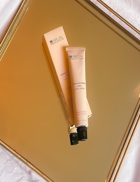 Crema para manos recomendada para hidratar de día y noche Arual para todo tipo piel