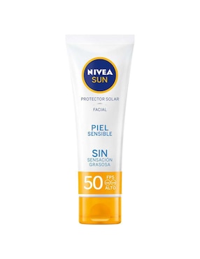 Protector solar facial Nivea Sun piel sensible FPS 50 de 50 ml