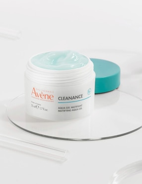 Crema facial recomendada para acné día y noche Avène Cleanance para piel mixta y grasa