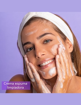 Crema facial recomendada para limpiar de día y noche Apivita Cleansers todo tipo de piel