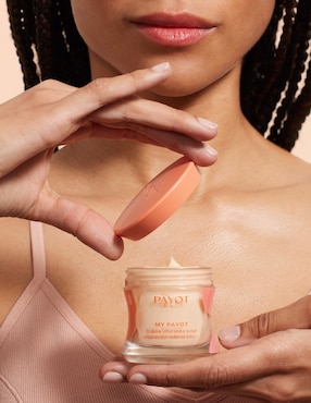 Crema facial recomendada para hidratar día y noche Payot para piel normal y mixta