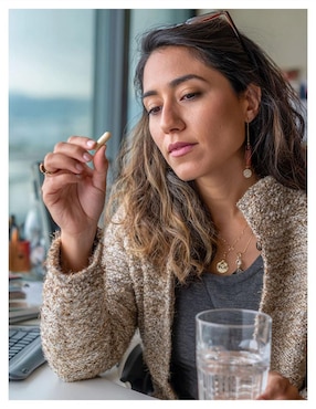 Suplemento alimenticio hongos cordyceps melena de leon cola pavo Enercomplex Plant de 120 cáp