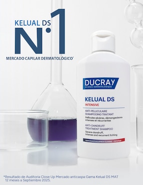 Shampoo anticaspa para cabello graso Ducray Kelual ds intensive para caspa severa, ardor y comezón intensa con tecnología antifúngica reforzada Ducray 100 ml