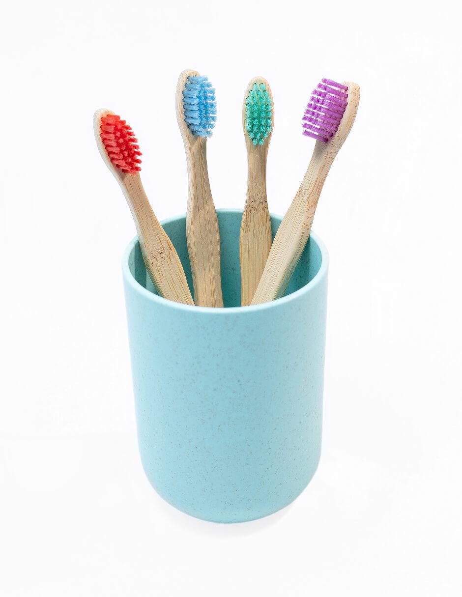 Cepillo de dientes Infantil 10