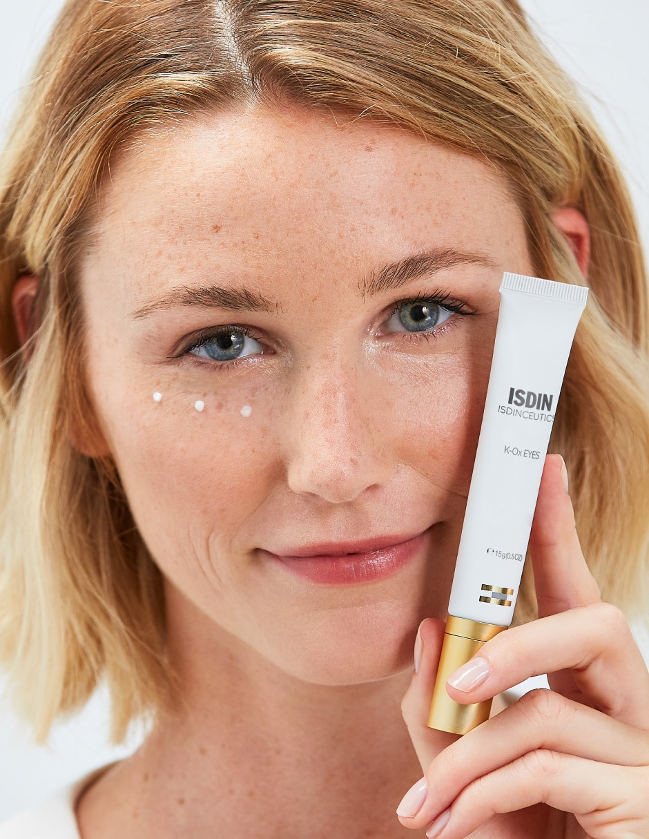Crema para contorno de ojos recomendada para desinflamar y relajar día y noche para todo tipo piel 5