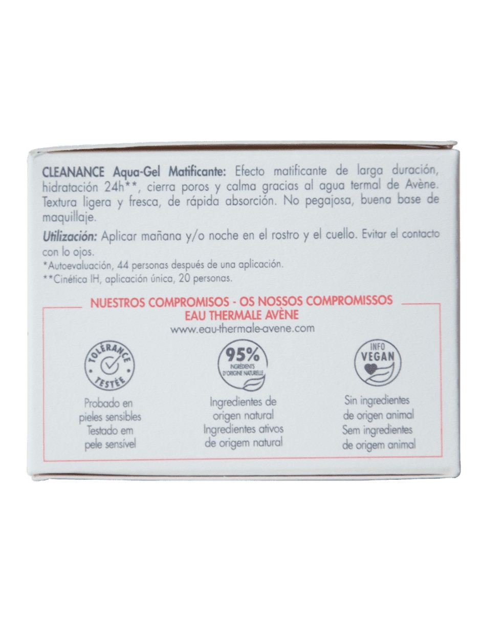 Crema facial recomendada para acné día y noche Cleanance para piel mixta y grasa 3