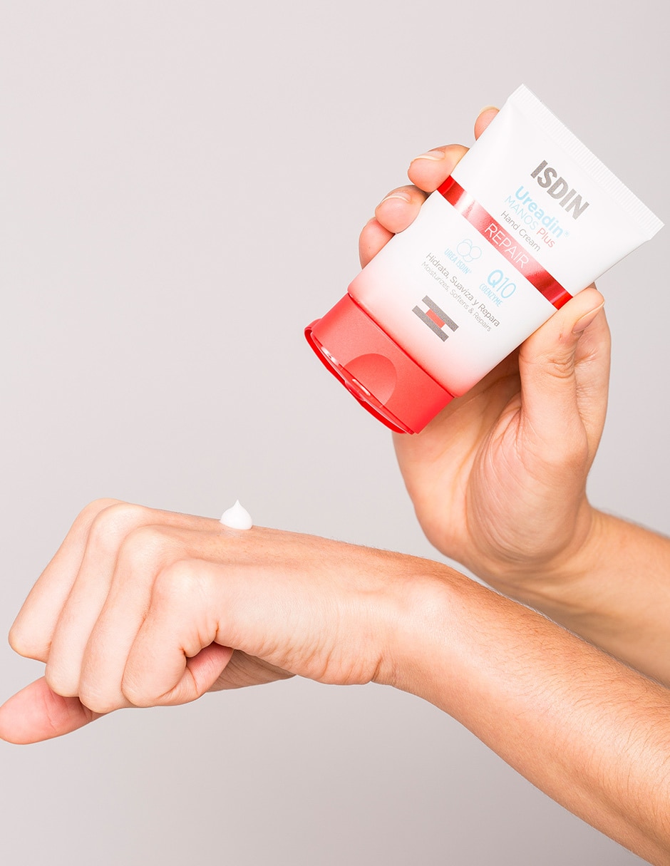 Crema para manos recomendada para hidratar día Ureadin para piel seca 2