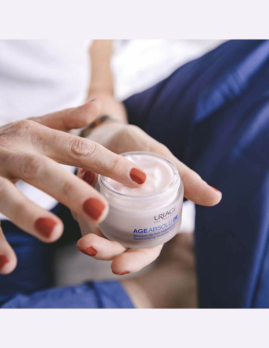 Crema facial recomendada para prevenir signos de la edad de noche Anti-Age para todo tipo piel 5