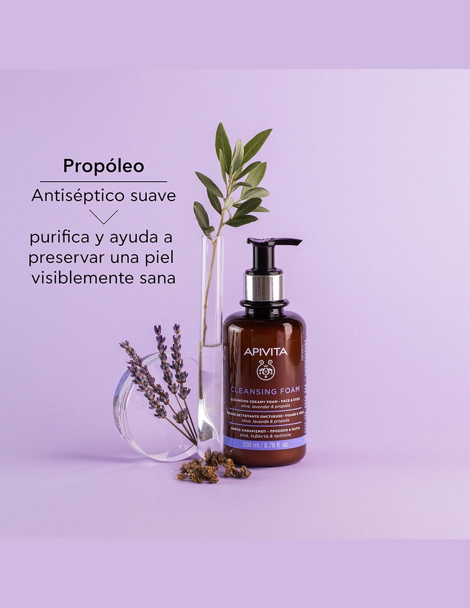 Crema facial recomendada para limpiar de día y noche Cleansers todo tipo de piel 11