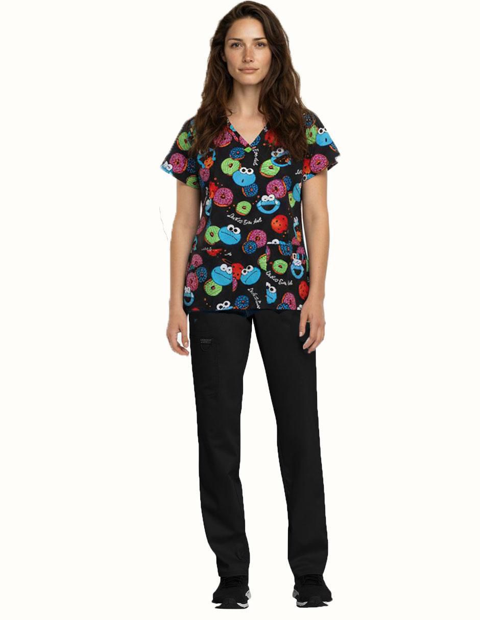 Pijama quirúrgica estilo regular para mujer Pijama quirúrgica estilo regular para mujer