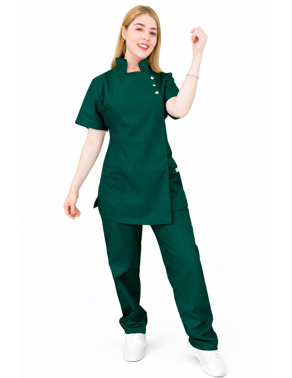 Pijama quirúrgica estilo relajado para mujer 2