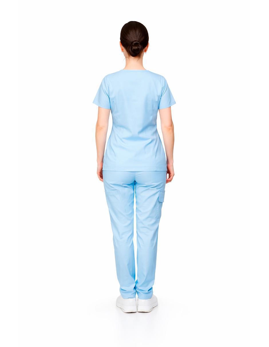 Pijama quirúrgica estilo relajado para mujer 3